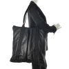 Travel bag in black leather - Detail D1 thumbnail