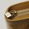Louis Vuitton Houston Beige Patent Leather - Detail D4 thumbnail