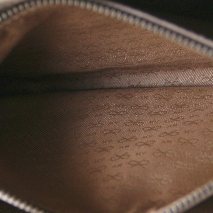 Anya Hindmarch Grey Leather - Detail D3