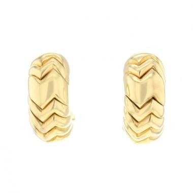 Paire de boucles d'oreilles en or jaune