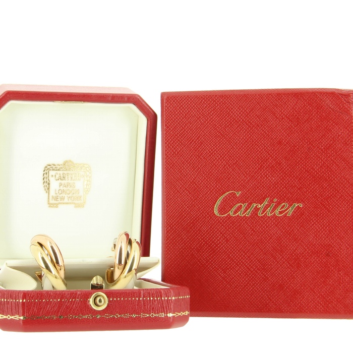 Cartier earrings Trinity 3 golds - Detail D1