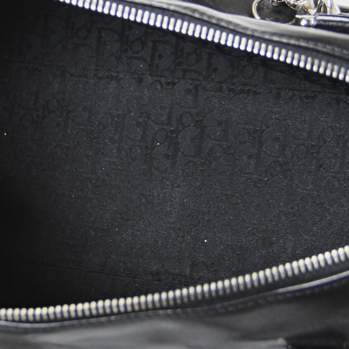 Handbag in black leather - Detail D3