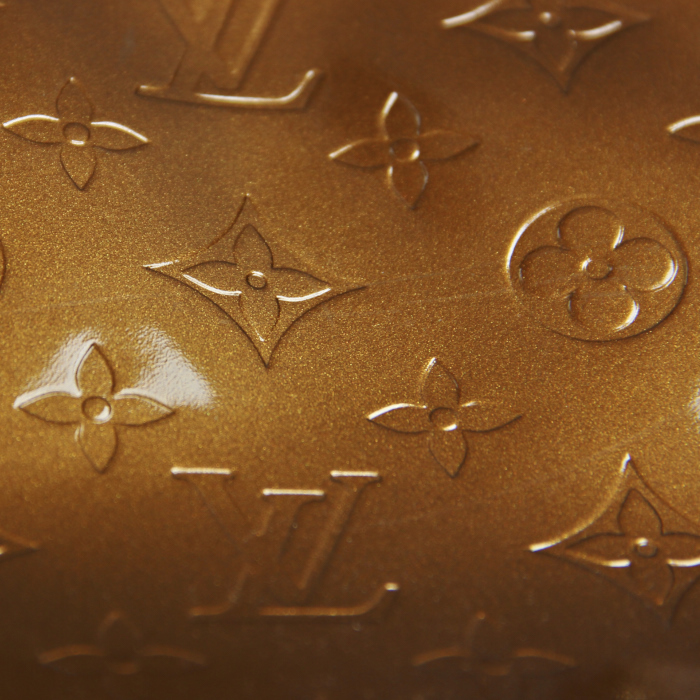 Louis Vuitton Houston en cuir monogram vernis bronze - Detail D5