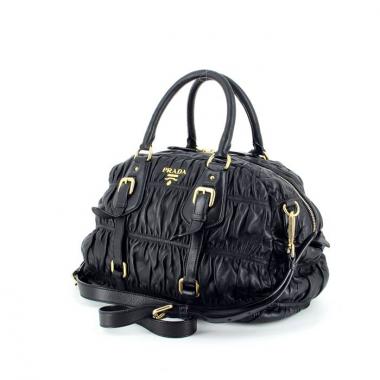 Prada en cuir à effet plissé noir