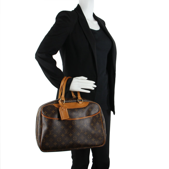 Louis Vuitton Deauville in monogram canvas and natural leather - Detail D1