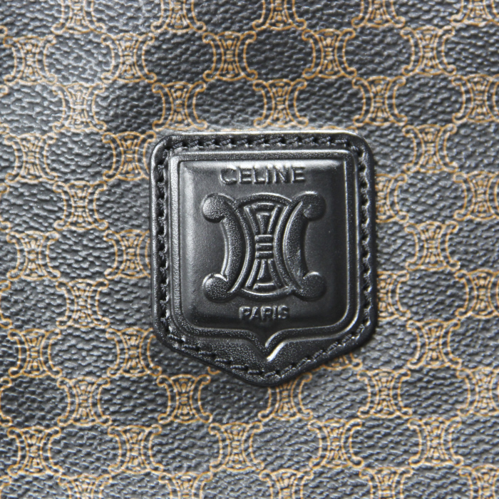 Celine in monogram canvas and black leather - Detail D4