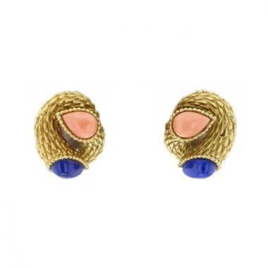 Boucheron Clips d'Oreille en Or Jaune, Corail et Lapis Lazuli Boucheron Clips d'Oreille en Or Jaune, Corail et Lapis Lazuli