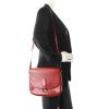 Louis Vuitton Saint-Cloud in red epi leather - Detail D1 thumbnail