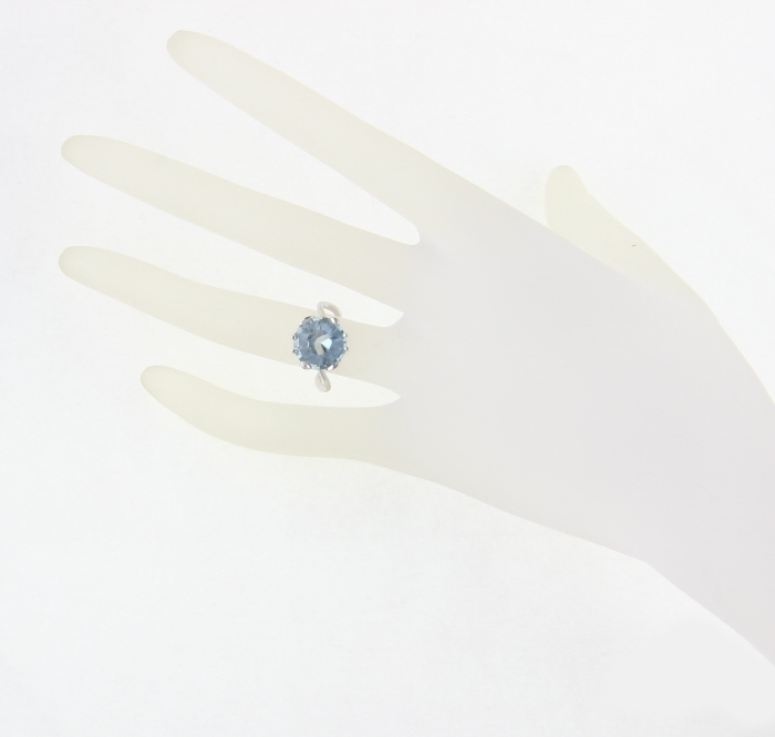 Christian Dior Yes ring in white gold, diamonds and aquamarine - Detail D1