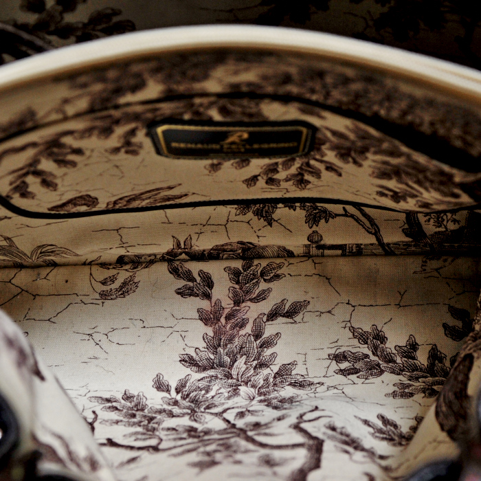 Renaud Pellegrino in brown leather - Detail D3