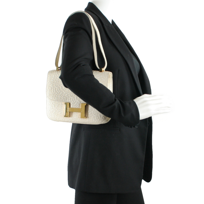 Hermes Constance in white beluga - Detail D1