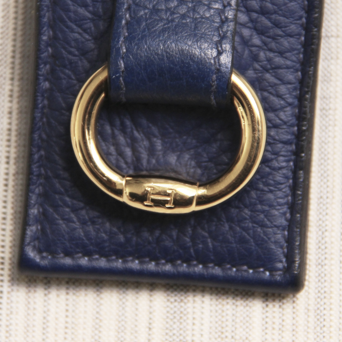 Handbag in beige linen canvas and blue togo leather - Detail D4