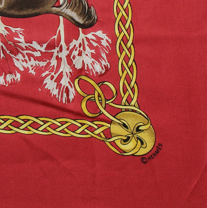 Foulard Hermès en soie rouge - Detail D3