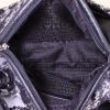 Chanel en laine grise et cuir noir - Detail D2 thumbnail
