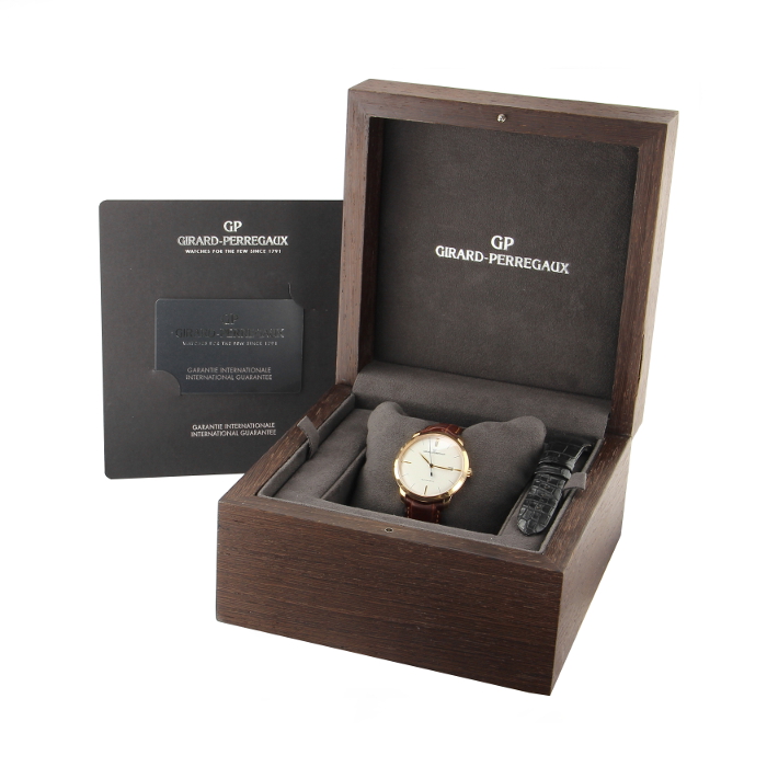Montre Girard Perregaux GP 1966 en or rose Ref : 49525 Vers 2010 - Detail D1