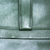 Hermès Nouméa in green leather - Detail D5 thumbnail