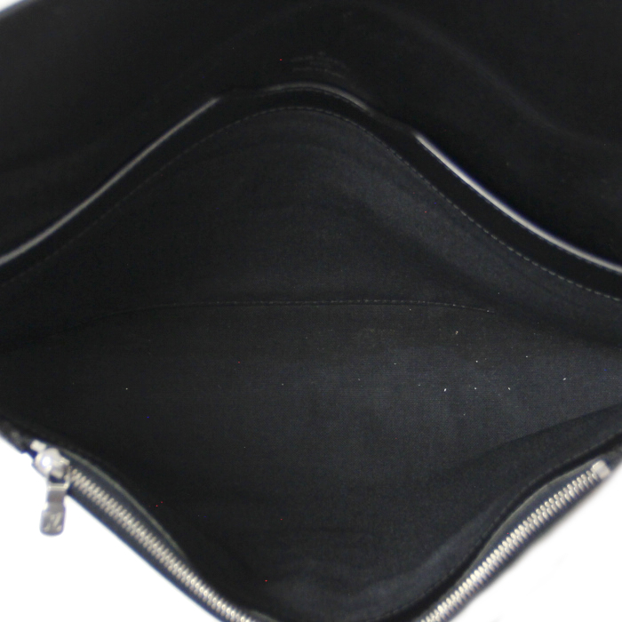 Document holder in anthracite grey taiga leather - Detail D2