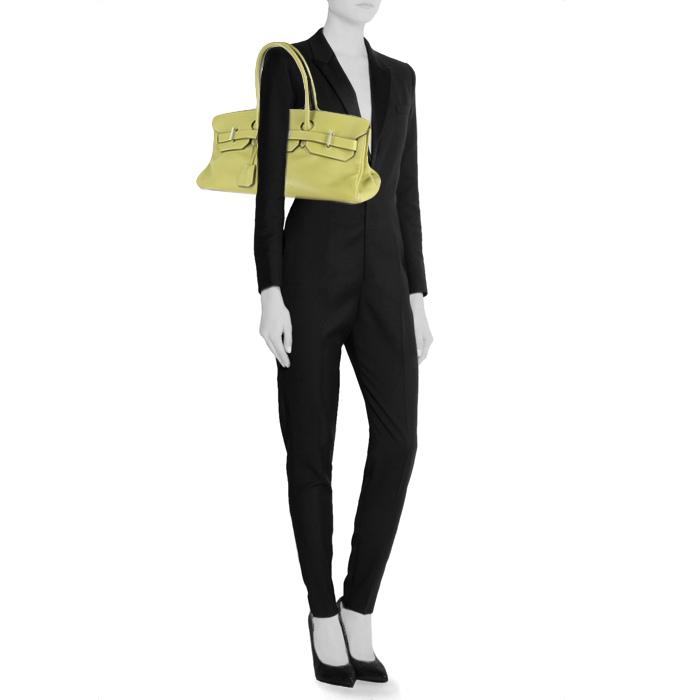 Hermes Birkin Shoulder Handbag in olive green togo leather - Detail D1