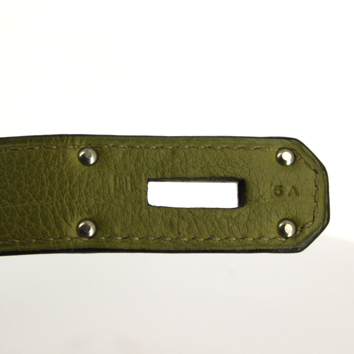 Bolso de mano Hermes Birkin Shoulder en cuero togo verde aceituna - Detail D4