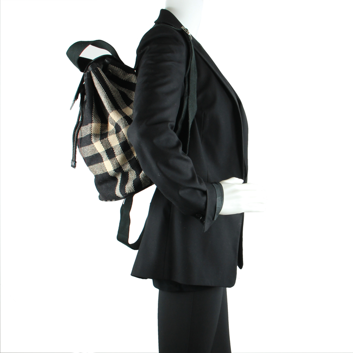 Backpack in harmarket whool and black leather - Detail D1