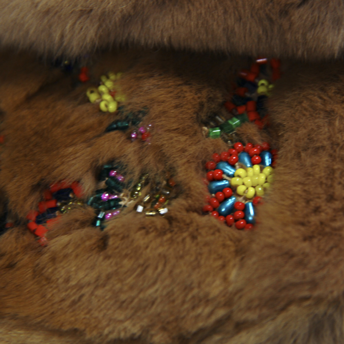 Fendi in beige fur and blue leather - Detail D5