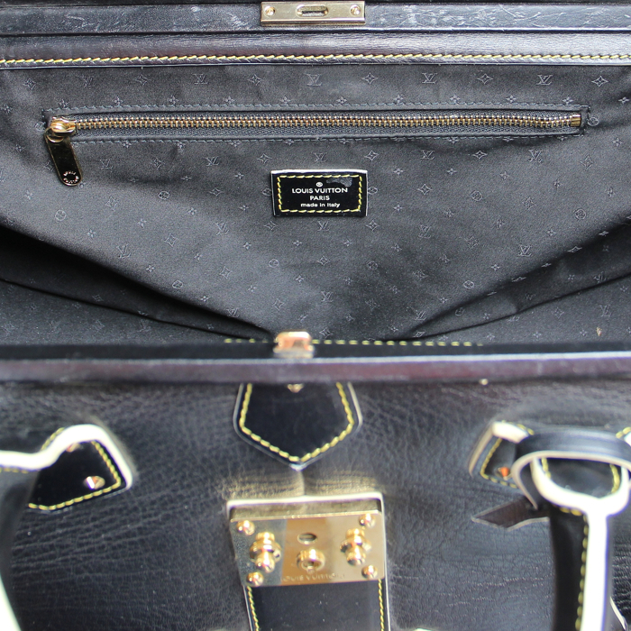 Sac à main Louis Vuitton L'Ingénieux en cuir suhali noir - Detail D3