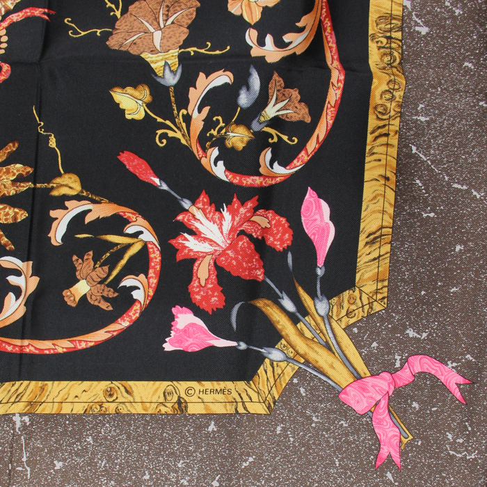 Hermès scarf in black twill silk "Pierres d'Orient et d'Occident"  - Detail D3
