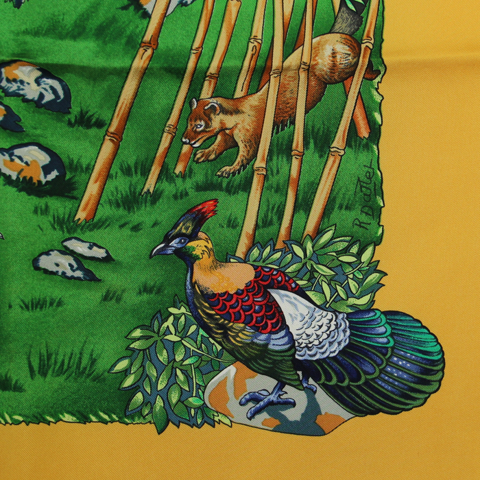 Hermes Carré in yellow twill silk "Sichuan"  - Detail D4