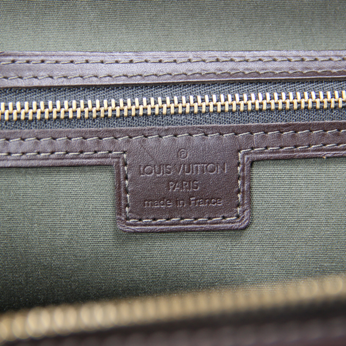 Louis Vuitton Joséphine en toile monogram kaki et cuir marron - Detail D3