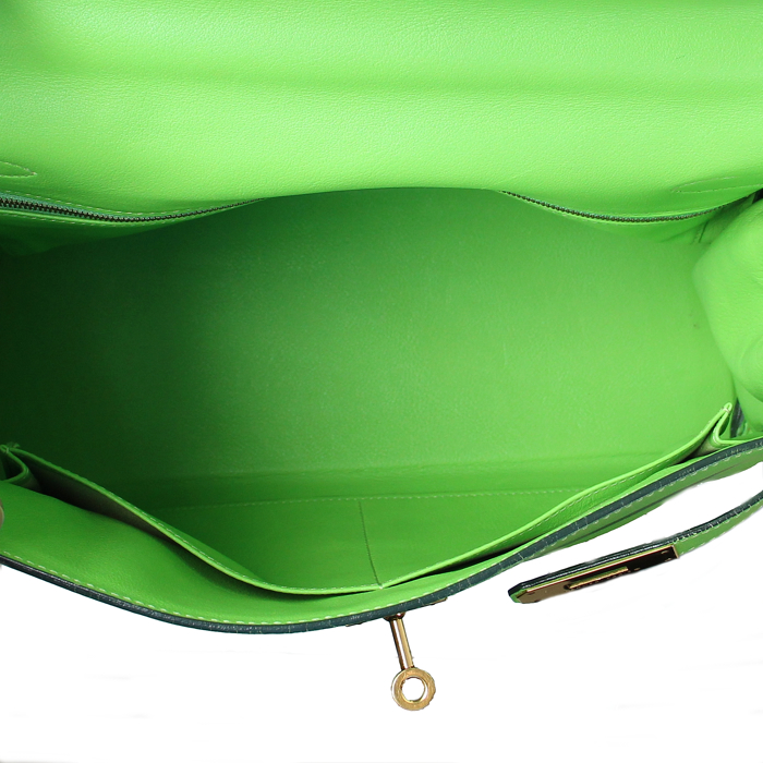 Kelly 32 cm handbag in apple green leather - Detail D2