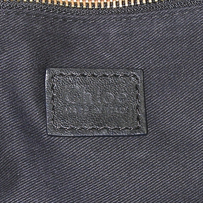 Sac Chloé Bryoni porté épaule ou main en cuir noir - Detail D3