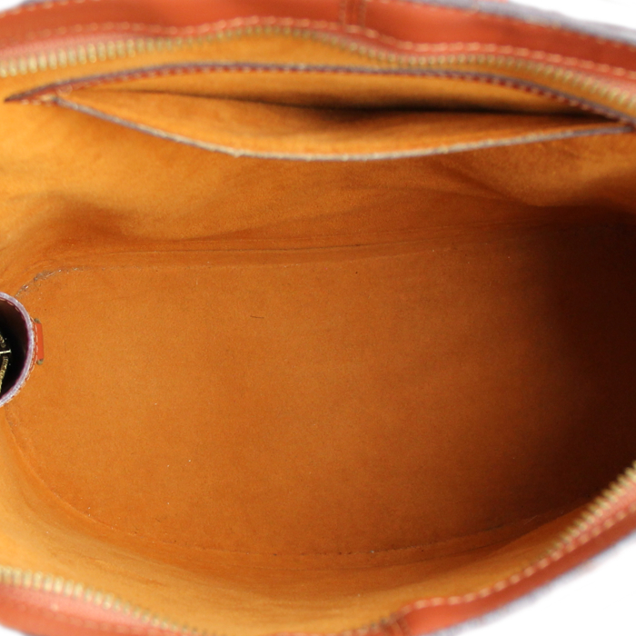 Louis Vuitton Gobelin en cuir épi cognac - Detail D3