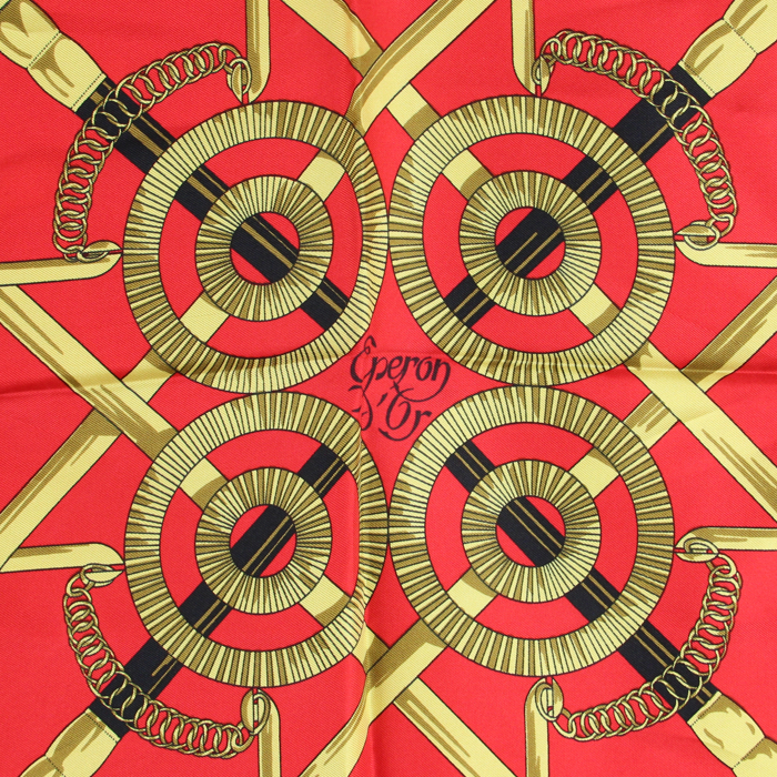 Pañoleta Hermes Carre Hermes en sarga de seda roja, negra y amarilla - Detail D1