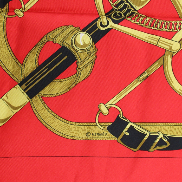 Hermes Carre Hermes scarf in red, black and yellow twill silk - Detail D4