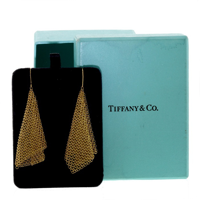 Tiffany & Co paire de boucles d'oreilles draperie en or jaune - Detail D2