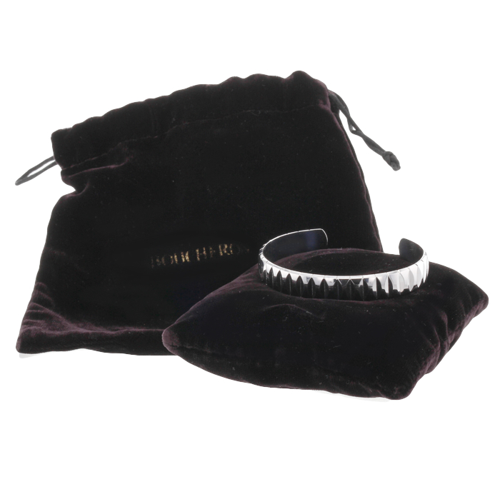 Bracciale semi rigido aperto Boucheron Frenchy in oro bianco - Detail D1