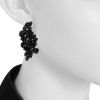Repossi paire de clips d'oreilles Nérée en or noirci et diamants noirs - Detail D1 thumbnail