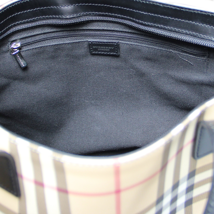 Burberry in Haymarket canvas and black leather - Detail D3