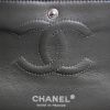 Sac à main Chanel Timeless en toile denim bleue et jaune - Detail D4 thumbnail