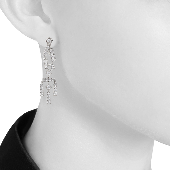 Chaumet pair of earrings "Le grand Frisson" in white gold and diamonds - Detail D1