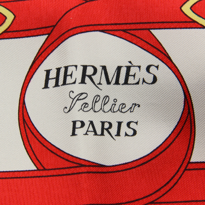 Foulard Hermes Carre Hermes en twill de soie bleu , blanc rouge et jaune - Detail D2