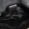 Chanel en cuir et fourrure noir - Detail D4 thumbnail