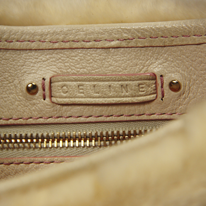 Celine Vintage Handbag in pink monogram canvas and white leather and furr - Detail D3