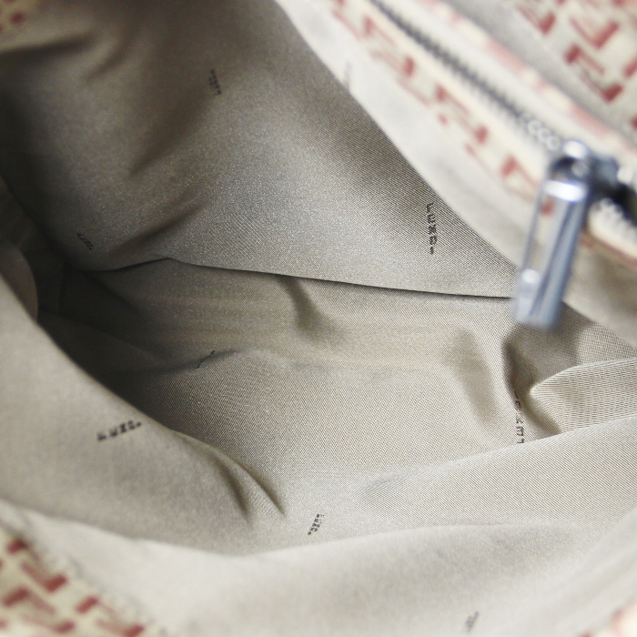 Bolso Cabás Fendi en lona Monogram beige y rosa - Detail D3