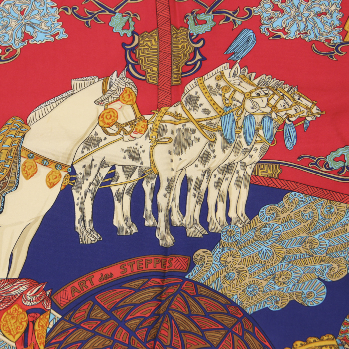 Pañoleta cuadrada Carre Hermes en sarga de seda azul con diseños ecuestre - Detail D4
