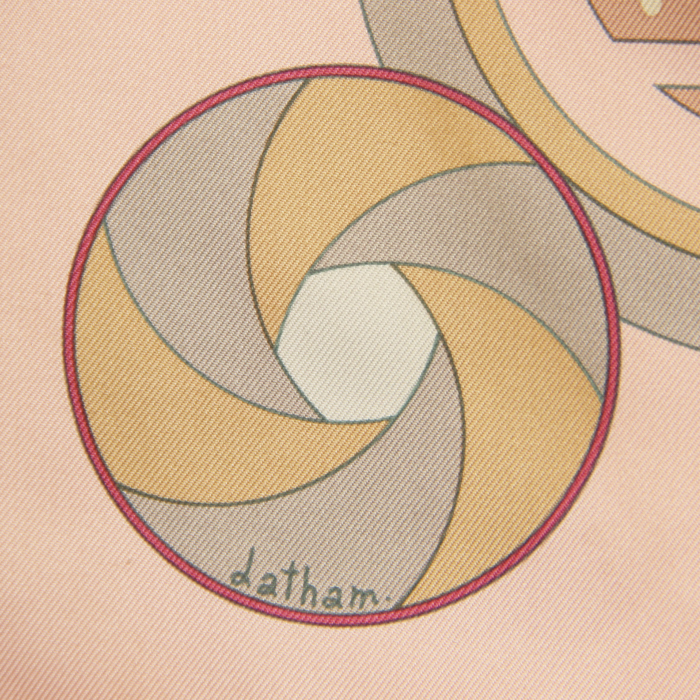 Foulard Hermes Carre Hermes en twill de soie vert rouge et noir - Detail D4