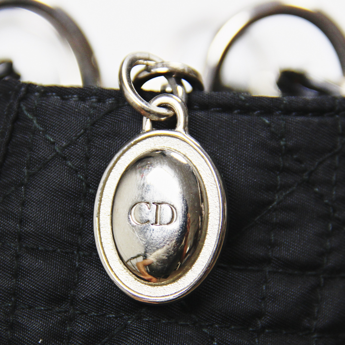 Christian Dior Lady Dior medium model in black canvas - Detail D5