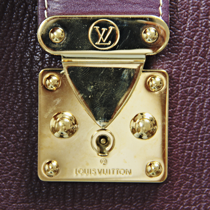 Louis Vuitton Le Fabuleux in plum leather - Detail D4