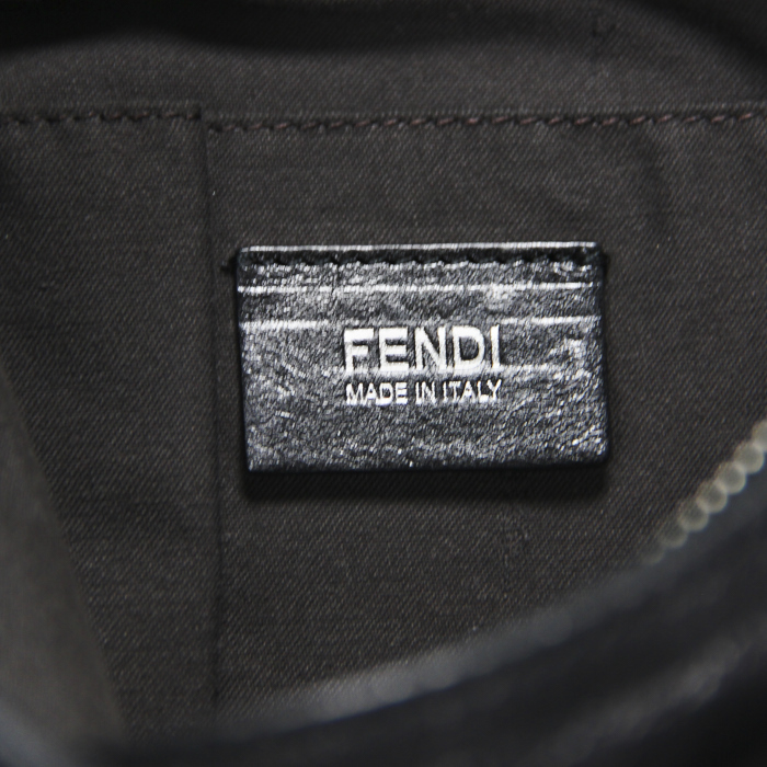 Bolso de mano Fendi en cuero negro - Detail D3