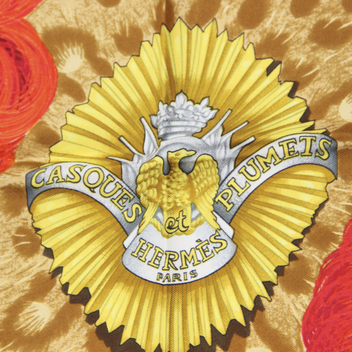 Hermes Carre Hermes scarf in green, red, yellow mustard and leopard multicolor twill silk - Detail D2